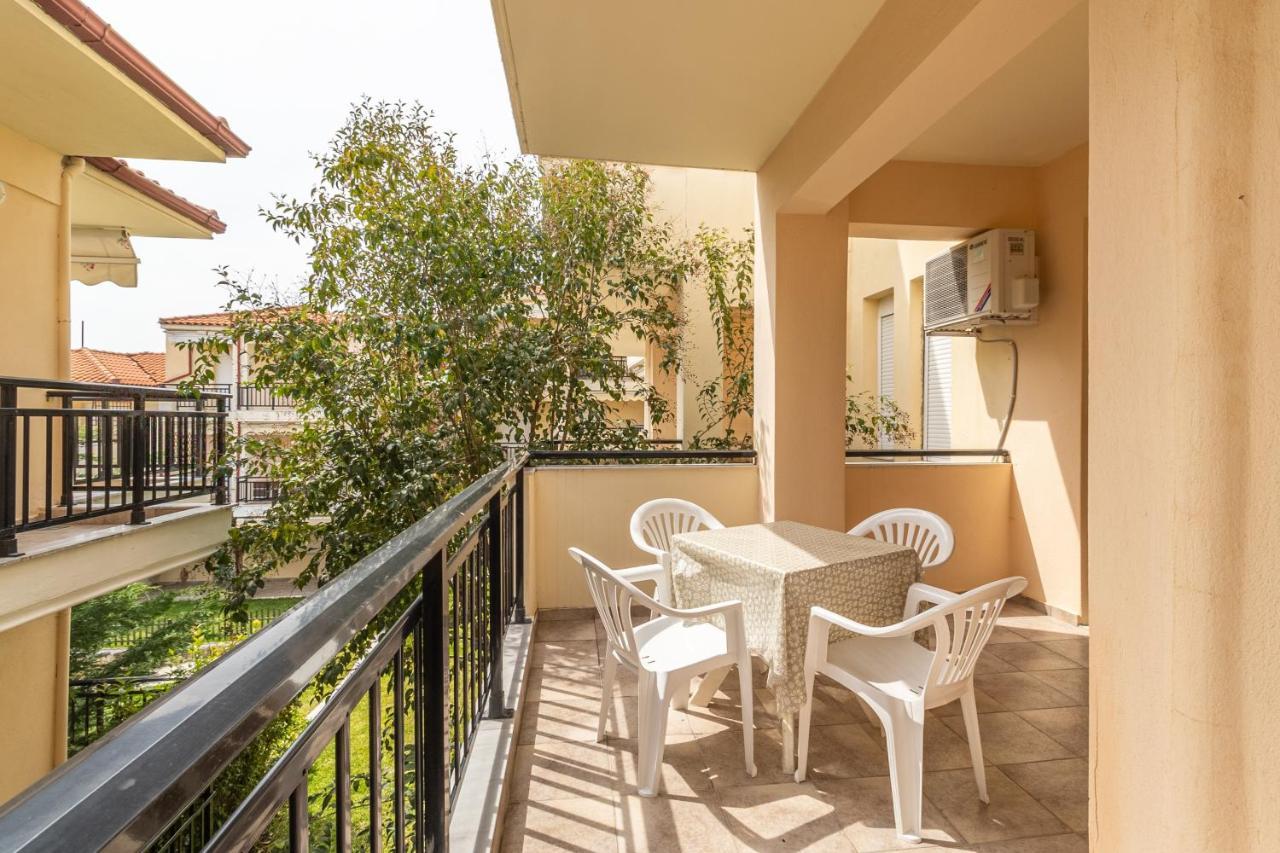 Sunday Mood Apartment Nea Skioni Bagian luar foto
