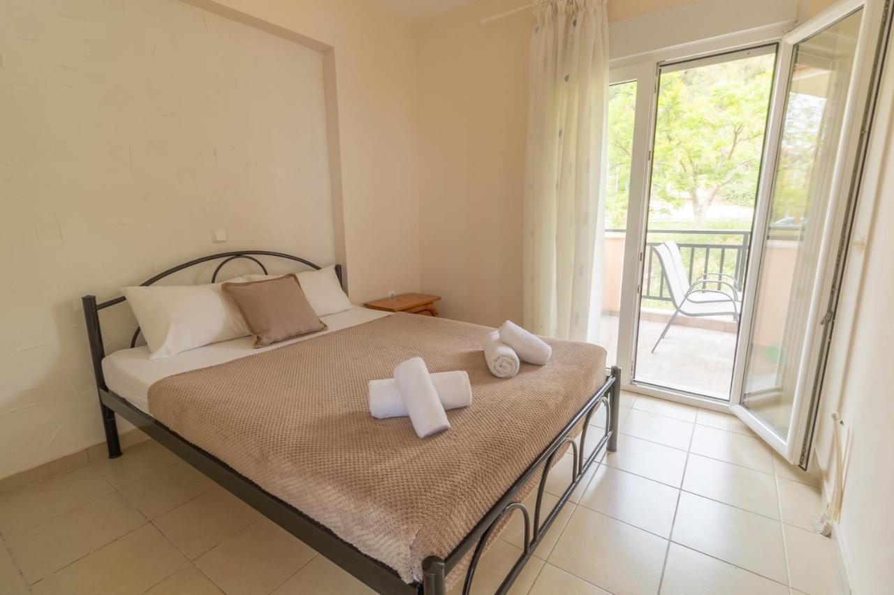 Sunday Mood Apartment Nea Skioni Bagian luar foto