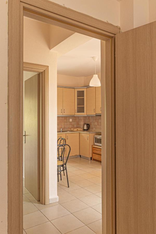 Sunday Mood Apartment Nea Skioni Bagian luar foto