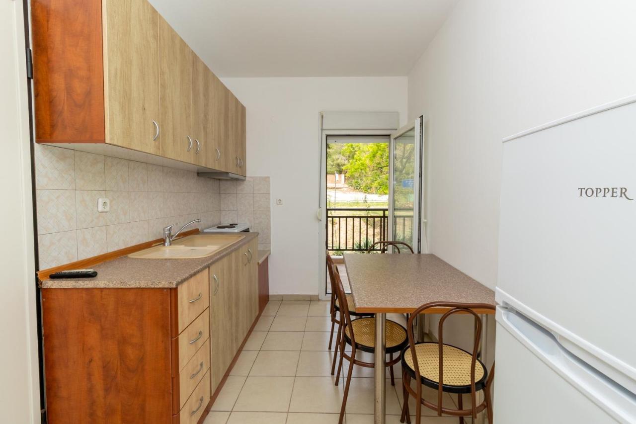 Sunday Mood Apartment Nea Skioni Bagian luar foto
