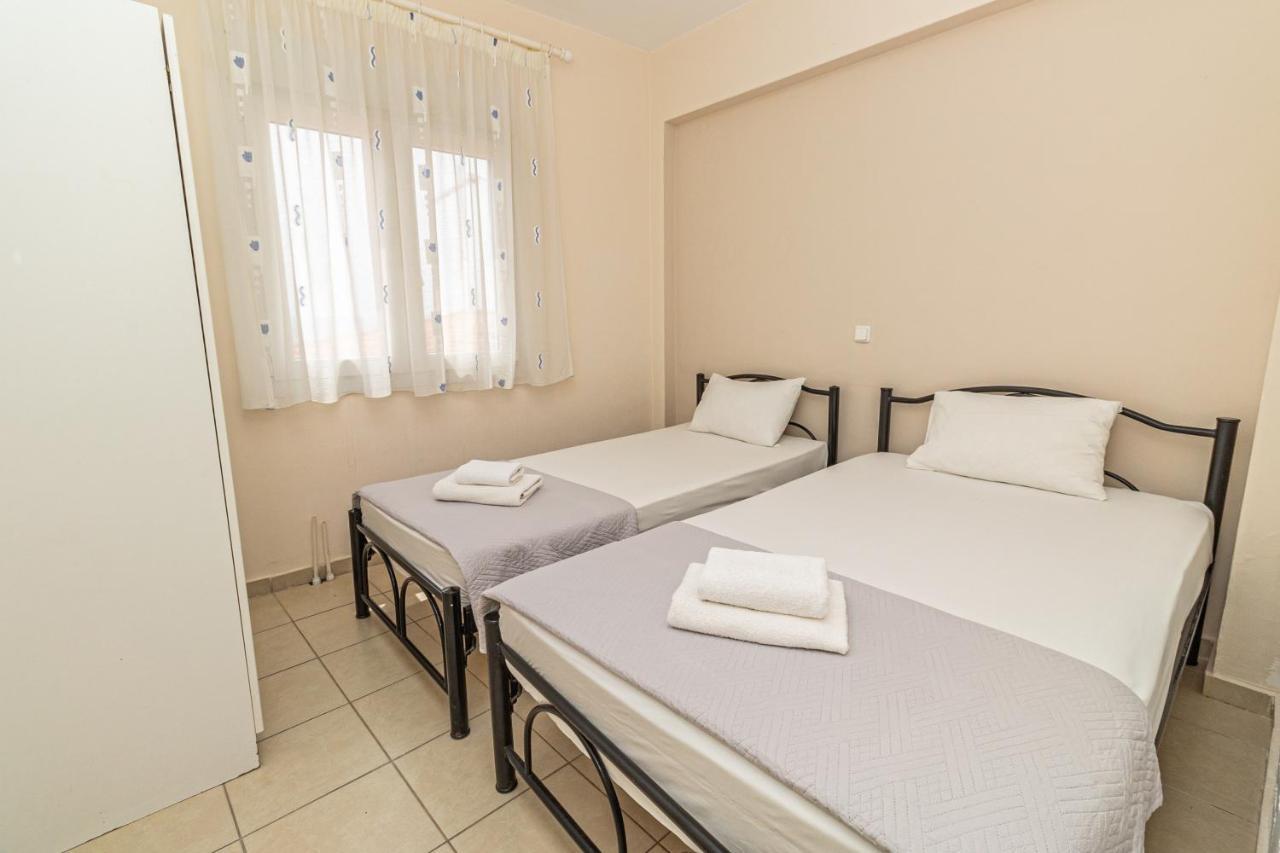 Sunday Mood Apartment Nea Skioni Bagian luar foto
